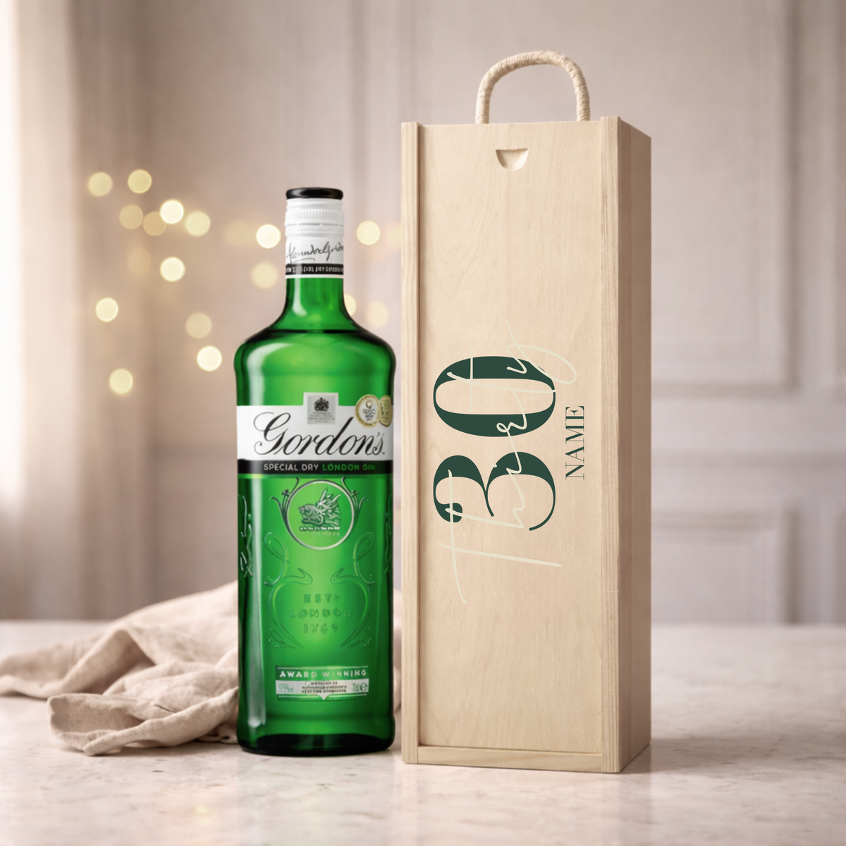Personalised 30th Birthday Gin Gift Set – 70cl with Personalised Lid