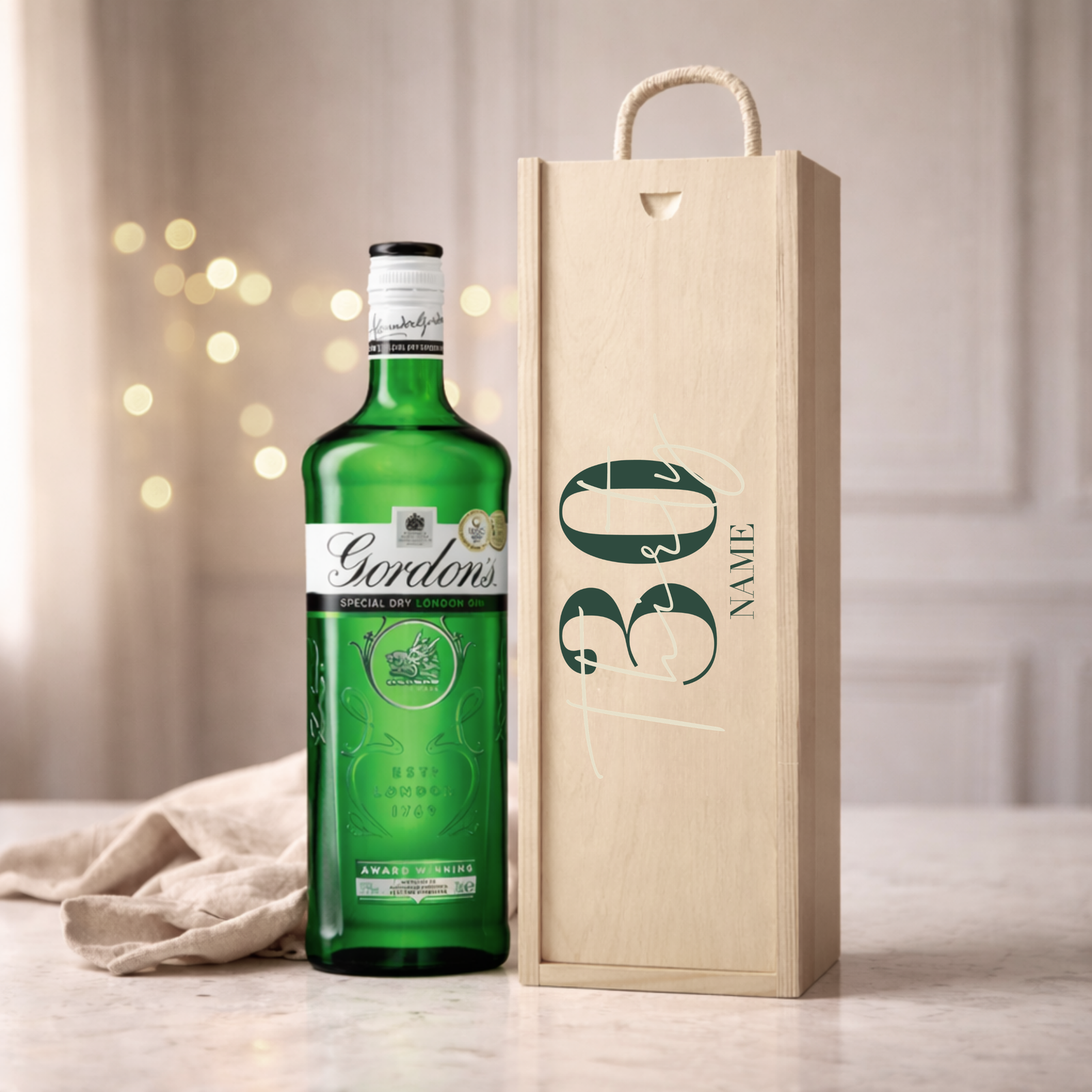 Personalised 30th Birthday Gin Gift Set – 70cl with Personalised Lid