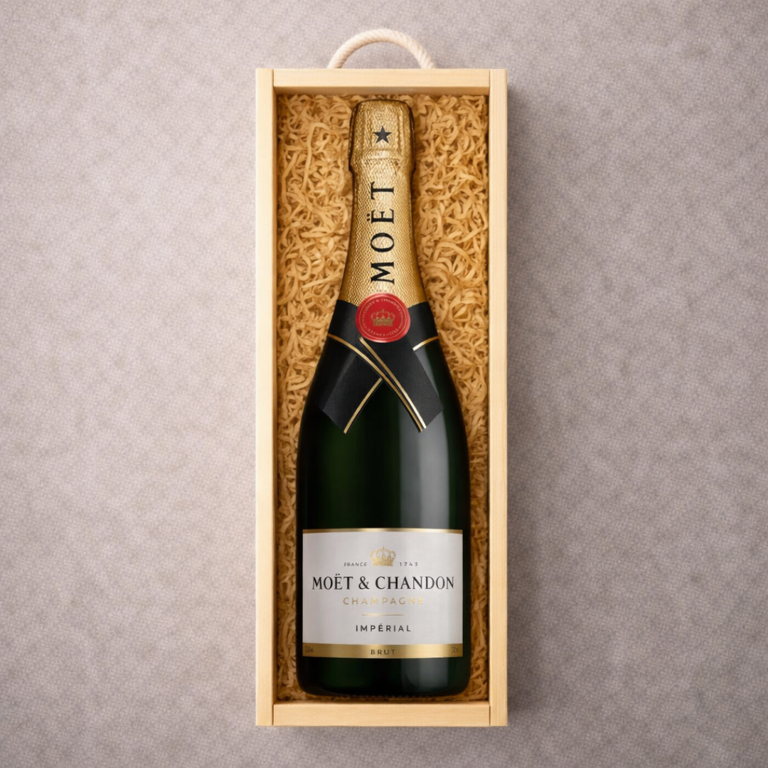 Personalised Moet & Chandon Champagne Gift Set in Wooden Presentation Gift Box - 75cl