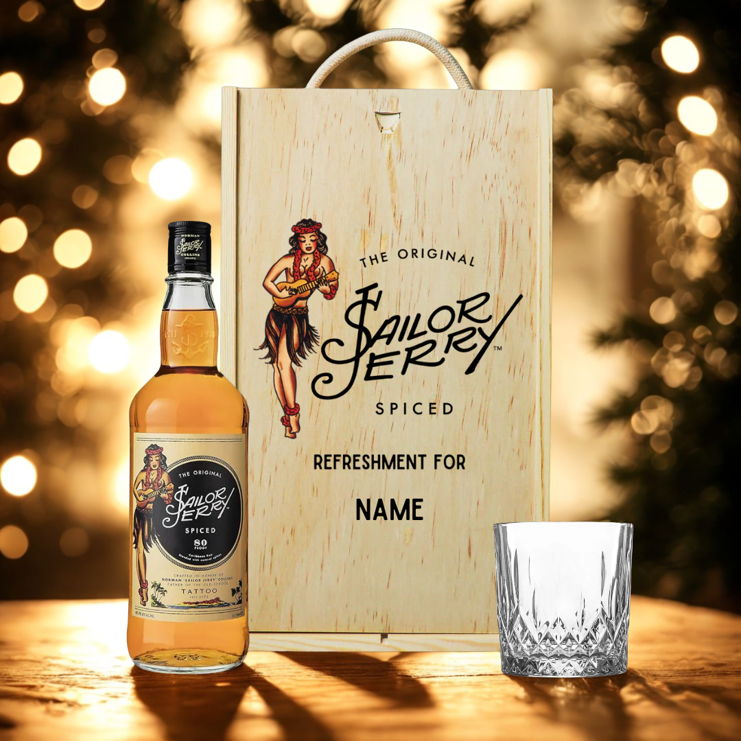 Personalised Sailor Jerry Rum gift set with Glass (70cl 40% ABV)
