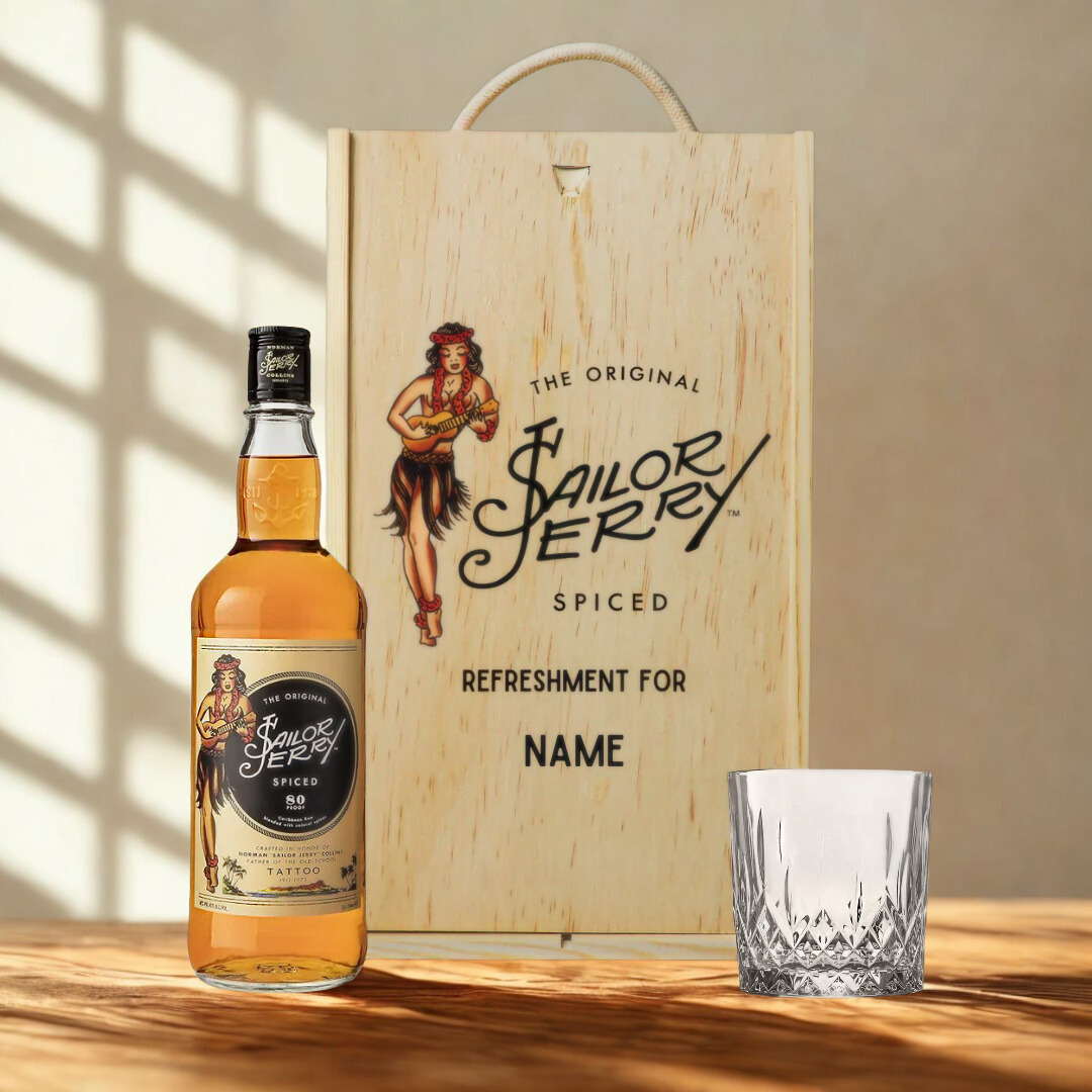 Personalised Sailor Jerry Rum gift set with Glass (70cl 40% ABV)