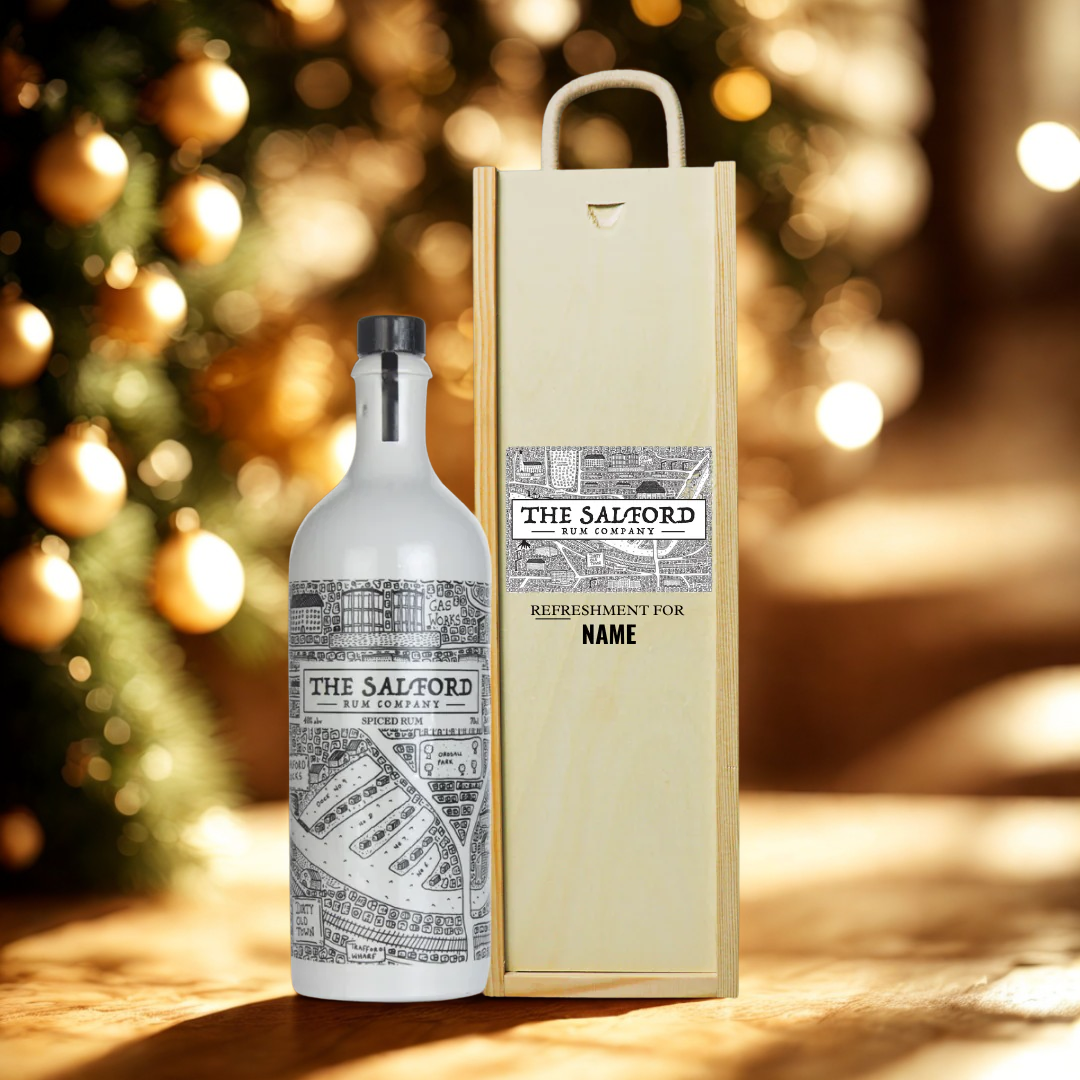 Personalised Salford Spiced Rum Gift Set in Wooden Box – 70cl